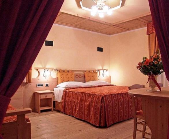 Jolly B&B - Affittacamere Dimaro Chambre photo